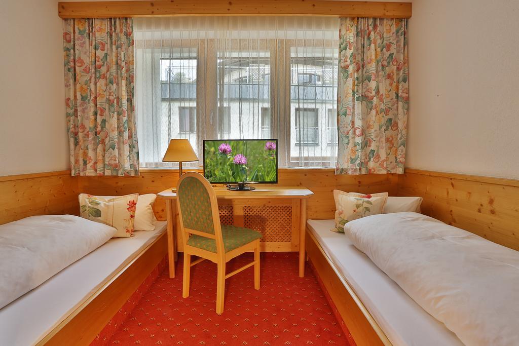 Hotel Astoria Serfaus Esterno foto