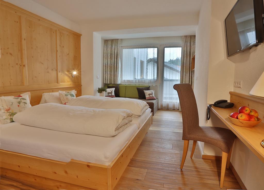 Hotel Astoria Serfaus Esterno foto